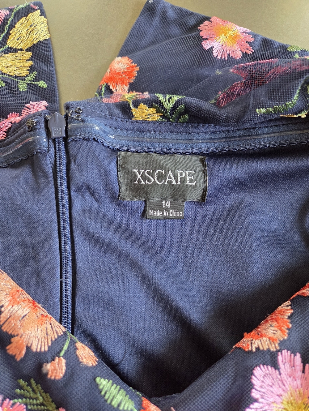 Xscape Off The-Shoulder Embroidered Floral Midi Dress Size 14 NWT $300 Formal - Picture 11 of 16